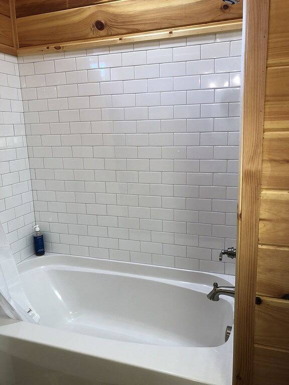 Tiny Home-Mary Ida's Place - walkable location in McDowell County