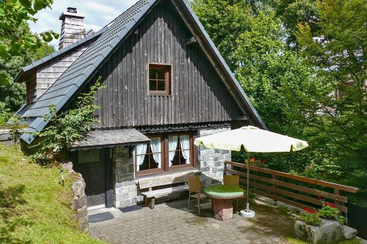 Ferienhaus für 4 Personen, mit Garten