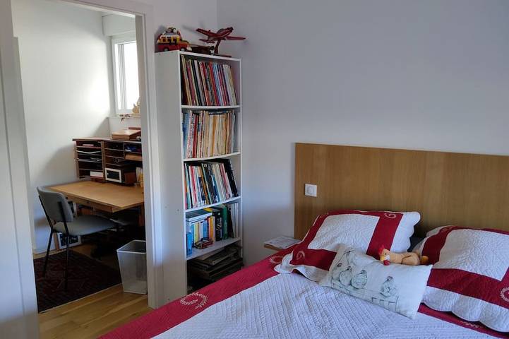 Appartement entier, Suite (chambre, Sdb) dans maison, quartier résidentiel, prestations annexes in Schiltigheim, Région de Strasbourg