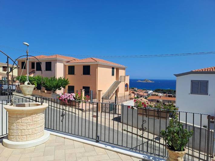 Gîte pour 2 personnes, avec vue et terrasse à Santa Maria Navarrese - 3