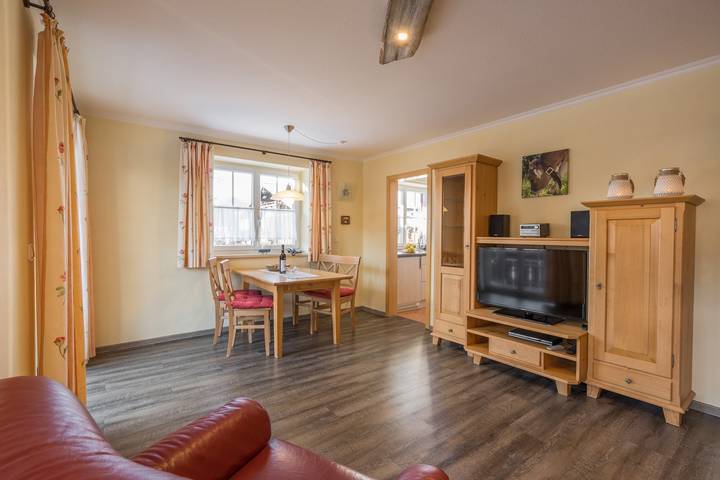 Vakantieappartement voor 2 personen, with Balkon and Tuin as well as Uitzicht in Oberstdorf