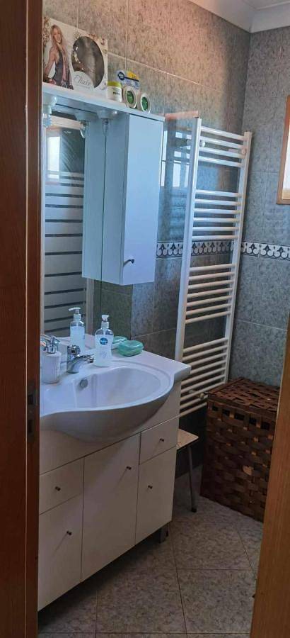 Location de vacances pour 6 personnes, avec terrasse et vue, animaux acceptés à Ribeira de Pena - 3