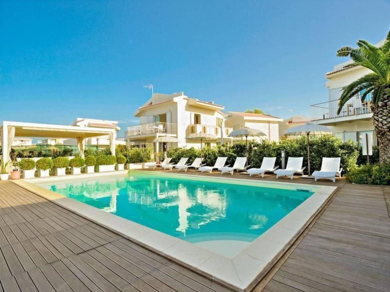 Ganze Wohnung, Wohnung 'Ancora Bianca' mit Grill in Terme Vigliatore, Messina Provinz