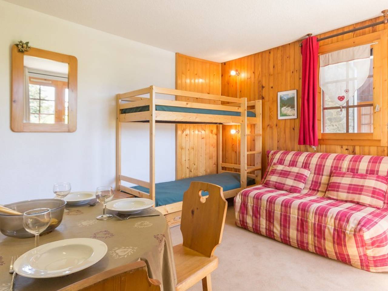 Studio entier, Studio chaleureux au centre, balcon, proche pistes in La Plagne, Bellentre