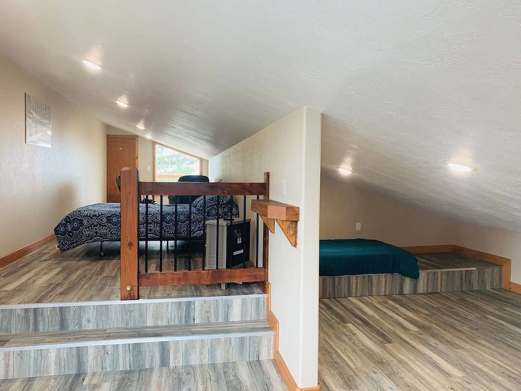 Vrbo unit in private home, in town with ocean views in Homer, Kenai Peninsula