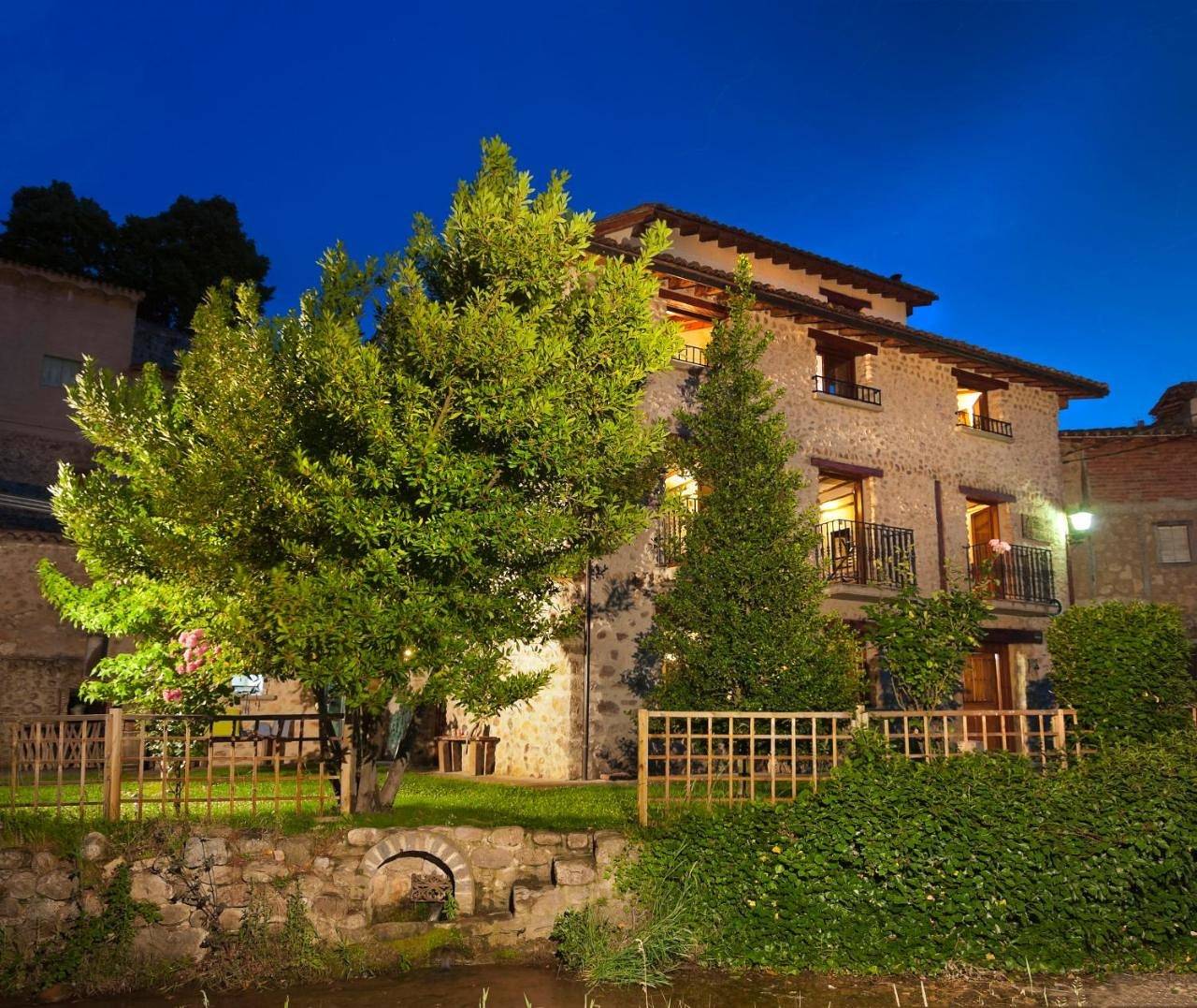 Five-Bedroom House in Torrecilla en Cameros, Sierra de Moncalvillo