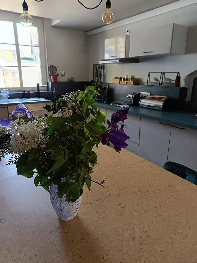 Five-Bedroom House in Villiers-Saint-Benoît, Région d'Auxerre