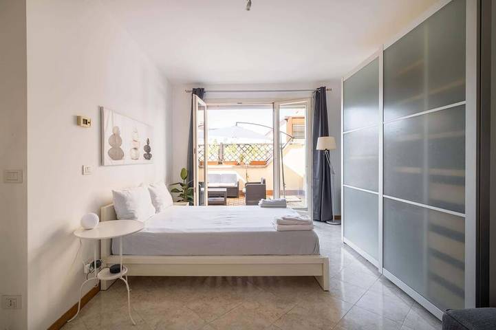 Appartement entier, Savena Terrace Apartment, in the heart of San Lazzaro in San Lazzaro di Savena, Province de Bologne