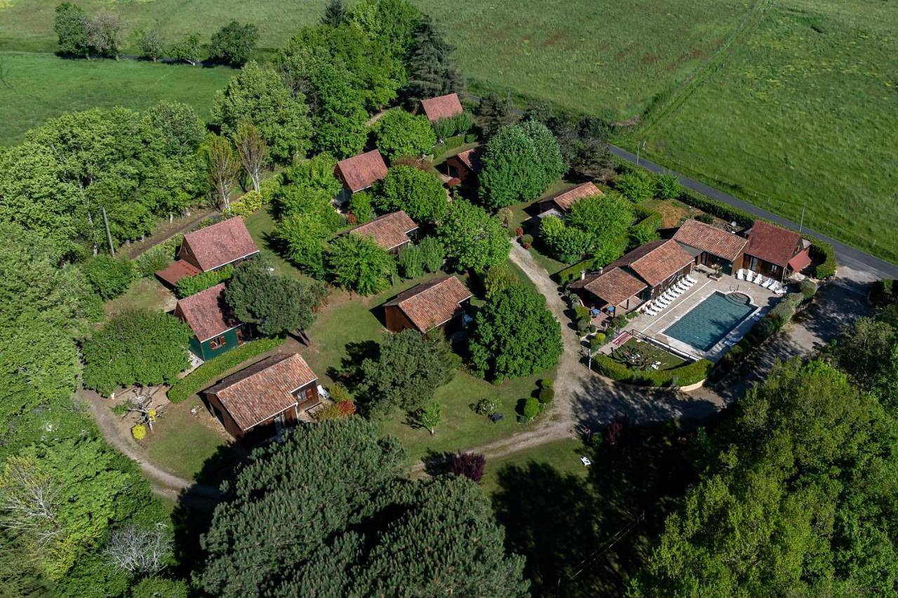 Hameau des laurières in Saint-Avit-Sénieur, Périgord Pourpre