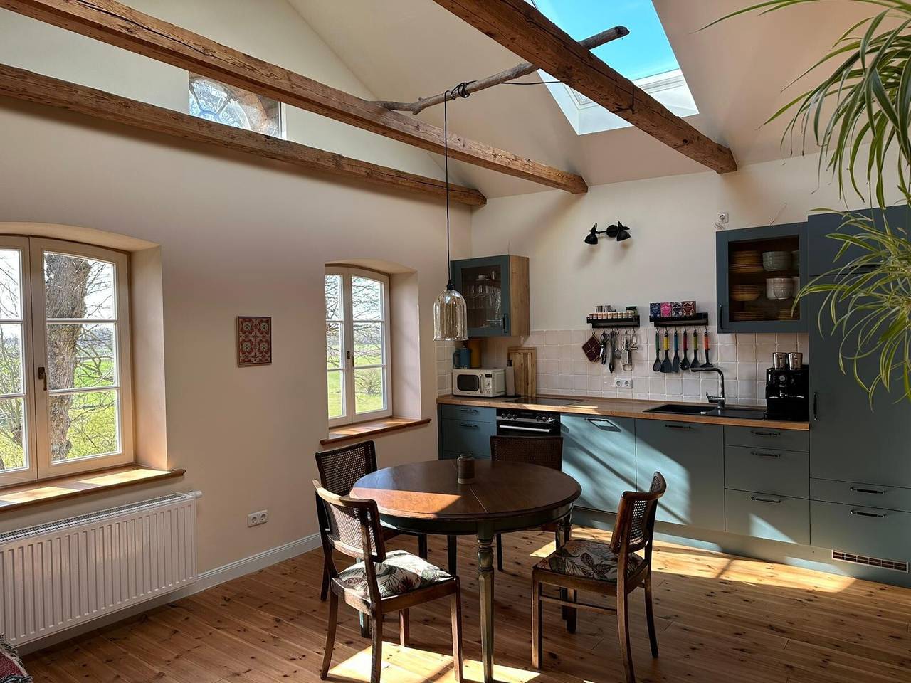 Alter Lindenhof Gnissau – Appartement spacieux dans un manoir historique de 1860 in Ahrensbök, Holstein de l'Est