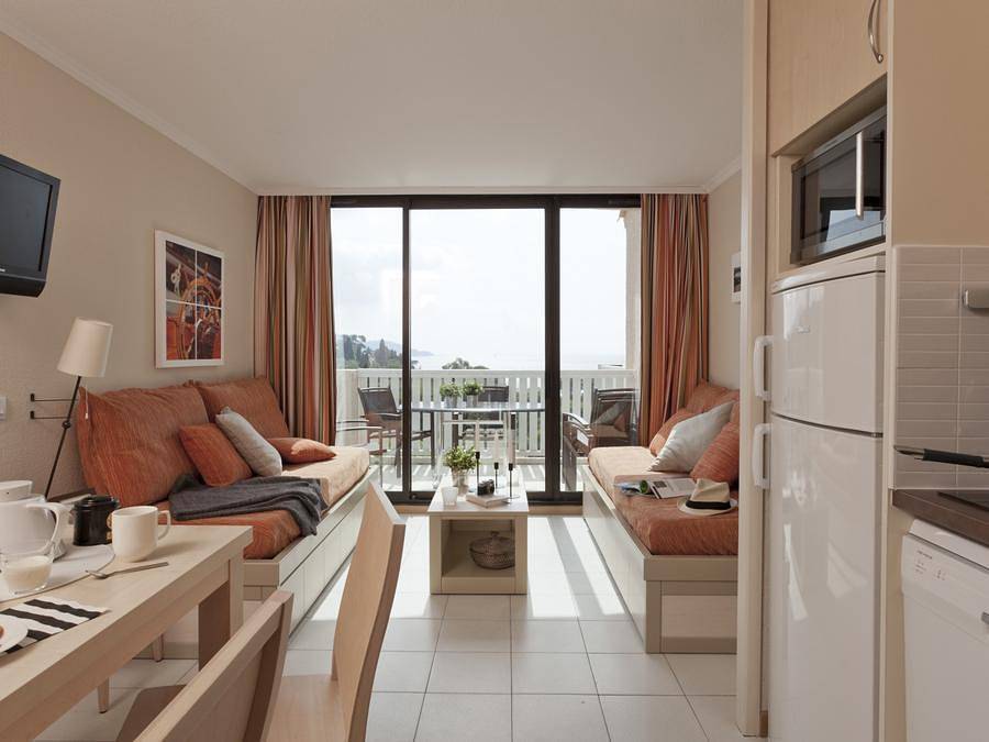 Pierre & Vacances Résidence L'Anse de Pramousquier - Wohnung 4 personen - - 1 Schlafzimmer - Terrasse oder Balkon in Pramousquier, Le Lavandou