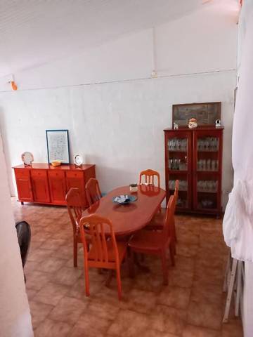 Gîte pour 6 personnes, avec jardin à Saint-Esprit (homonymie)