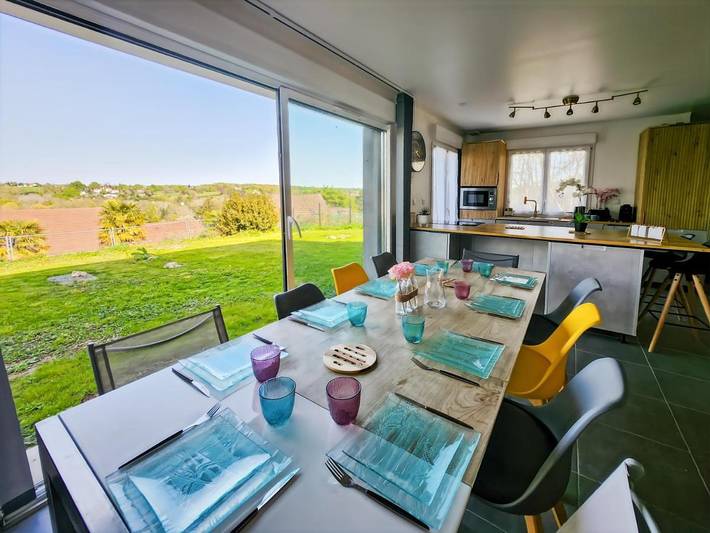Location de vacances pour 10 personnes, avec jardin à Villiers-sur-Morin
