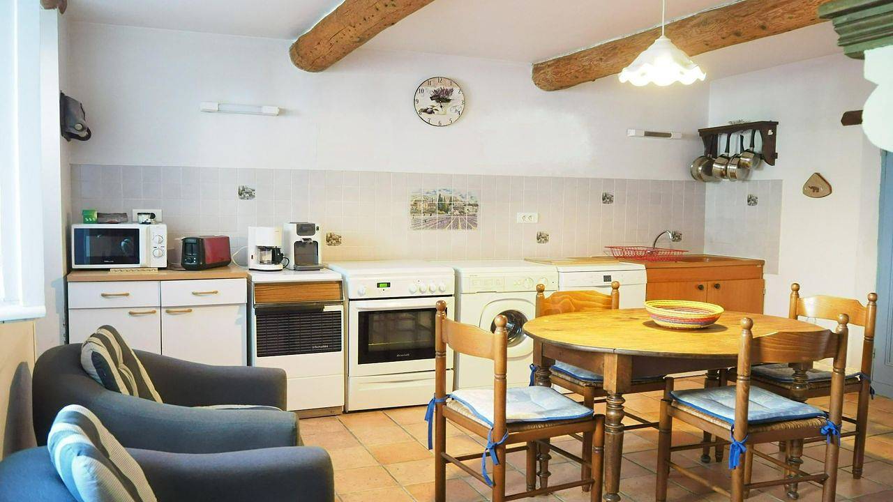 Appartement de vacances entier, Appartement de vacances pour 4 personnes avec jardin in Monteux, Vaucluse