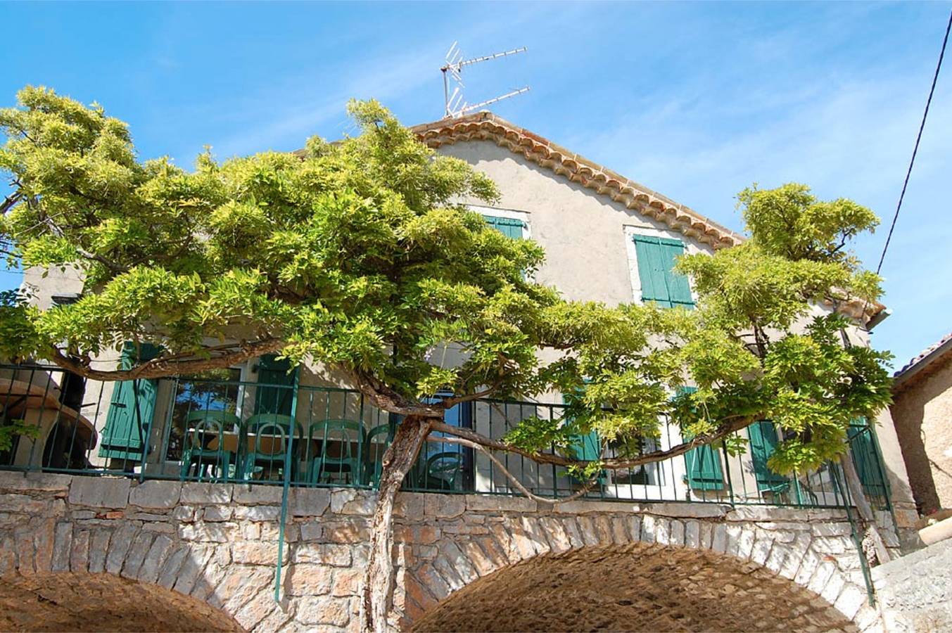 Village Vacances pour 10 Personnes dans Joyeuse, Ardèche