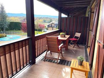Gîte pour 6 personnes, avec terrasse et piscine à Bourg-Madame