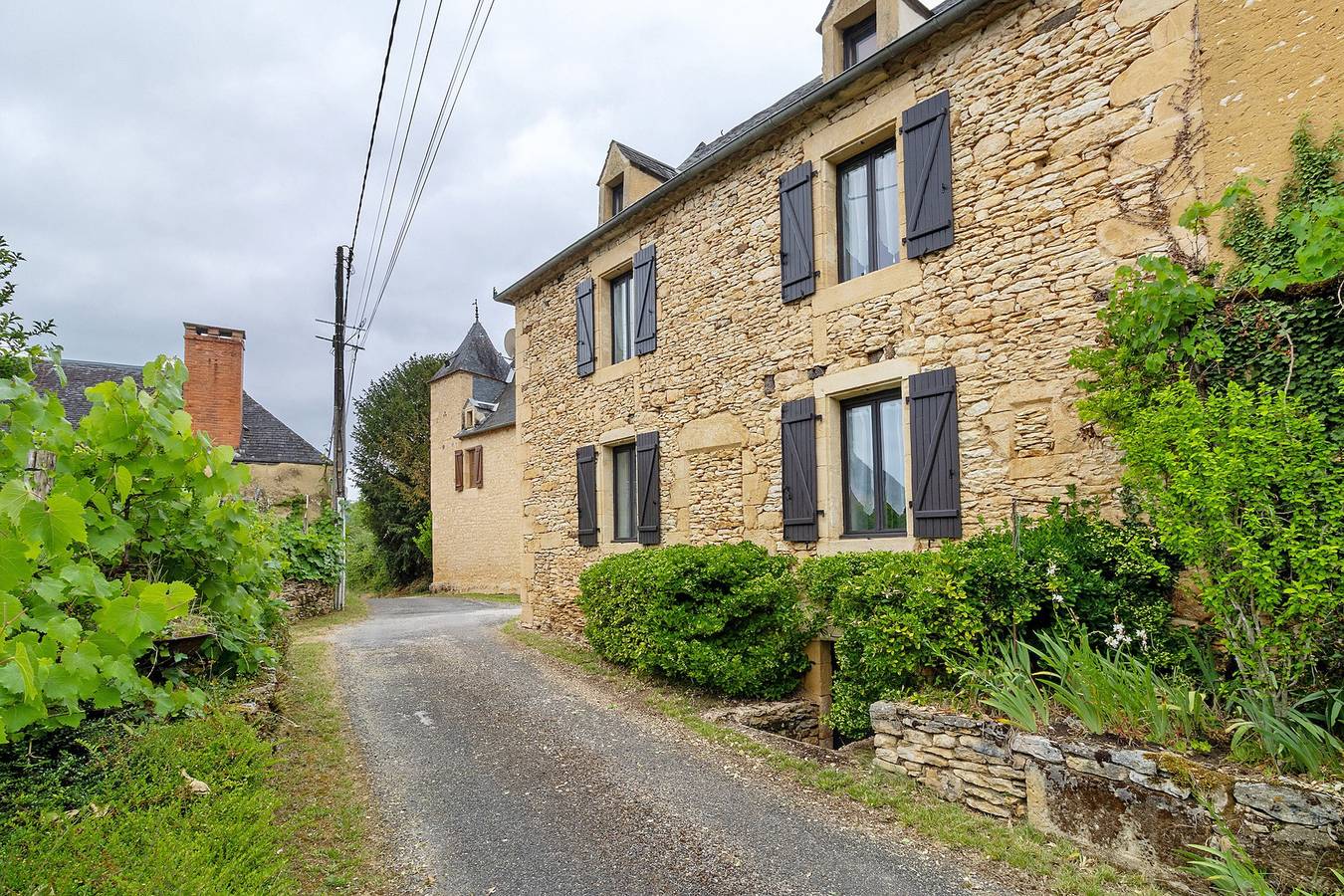 Maison de vacances en pierre dans le Lot – Calme & nature près de la Dordogne in Masclat, Quercy
