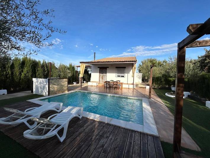 Villa für 11 Personen, mit Pool und Ausblick sowie Garten, mit Haustier - 1