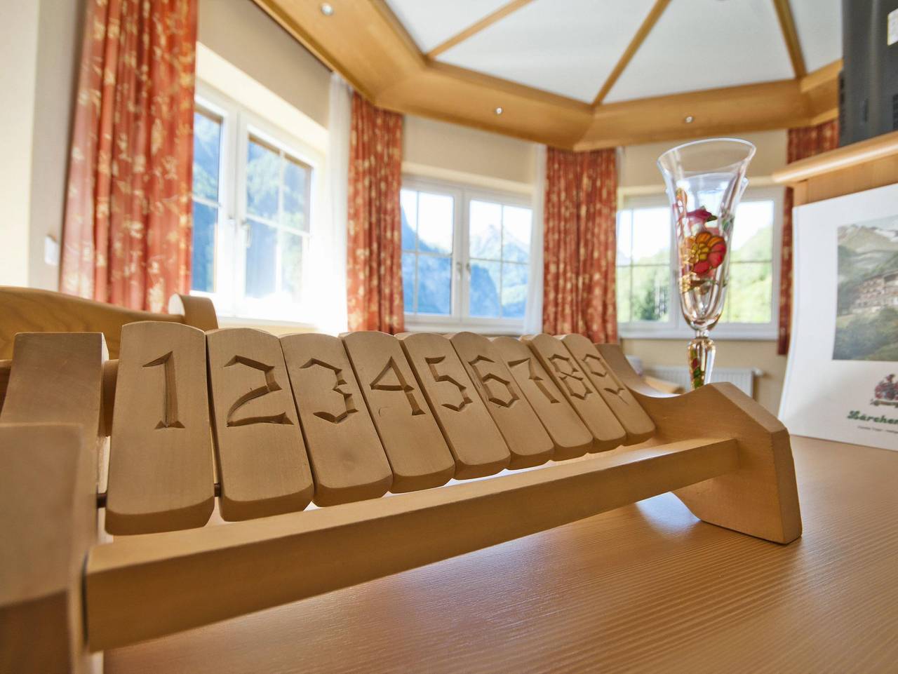 Panorama-Hotel Lärchenhof - Einbettzimmer / Frühstück in Heiligenblut, Bezirk Spittal an der Drau