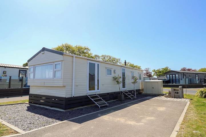Holiday rental for 6 people, with pool, with pets in Hayling Island
