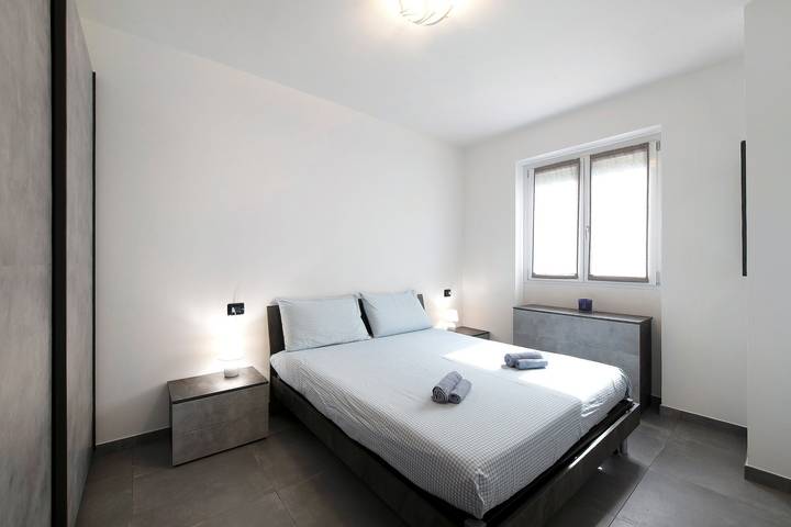 Apartamento inteiro, Appartamento 8 Il Tornante com vista para o lago e para a montanha, Wi-Fi, A/C e varanda in Nesso, Município de Nesso
