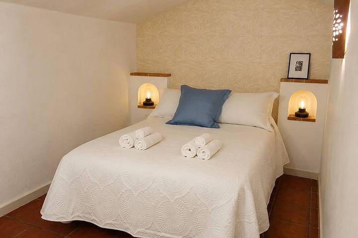 Stunning 2‑Bedroom Cave House with Spectacular Views in Guadix, Geoparque de Granada