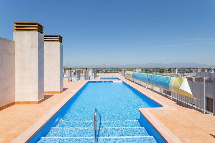 Hel lejlighed, Apartment 'Luz De Almoradí' with Mountain View, Shared Pool and Air Conditioning in Luz de Almoradi, Almoradí