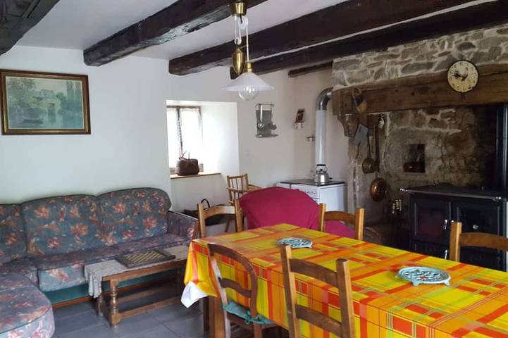 Mieten Sie Haus \"creusoise\", Ideal zum Entspannen und Treffen mit der Familie in Saint-Merd-la-Breuille, Regionaler Naturpark Millevaches en Limousin