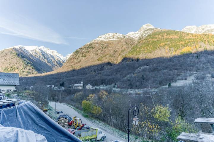 Ganze Wohnung, Appartement „Le Miolans“ mit Bergblick und Balkon in Saint-Colomban-des-Villards, Region Saint-Jean-de-Maurienne