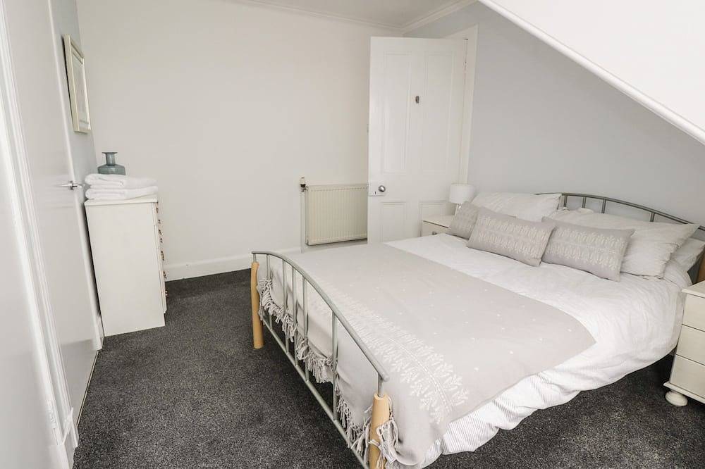 Willowbank, family friendly, character holiday cottage in Ayr in Ayr, Firth Of Clyde