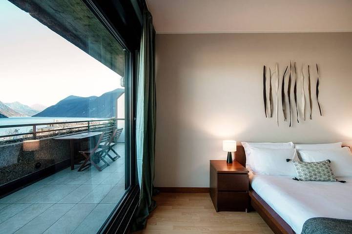 Ganze Wohnung, Romantische Wohnung mit Blick auf den Golf von Lugano - Paradise in Paradiso, Luganersee