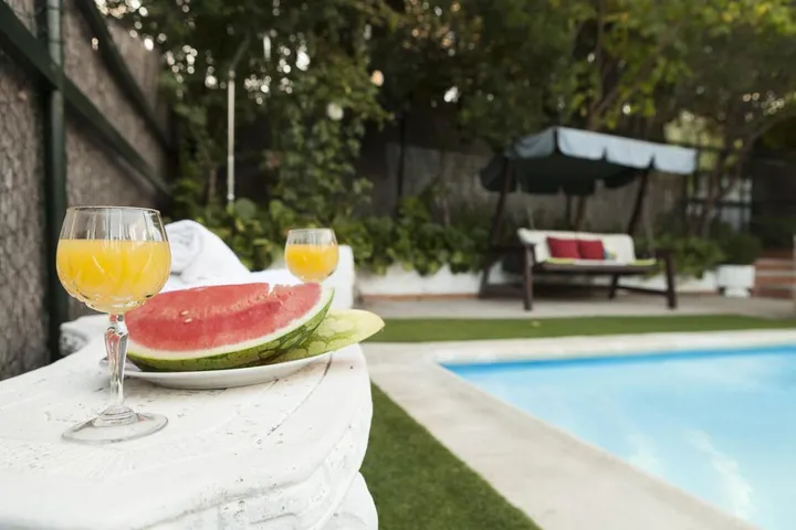 Casa de vacaciones para 13 personas, con vistas además de jardín y piscina, Se admiten mascotas - 1
