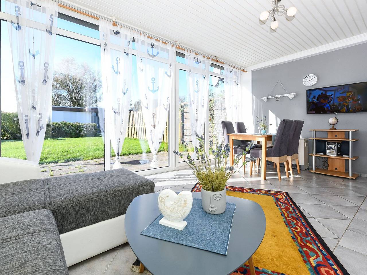 Ferienhaus Windrose Nord - Ferienhaus Windrose Nord in Bensersiel, Landkreis Wittmund
