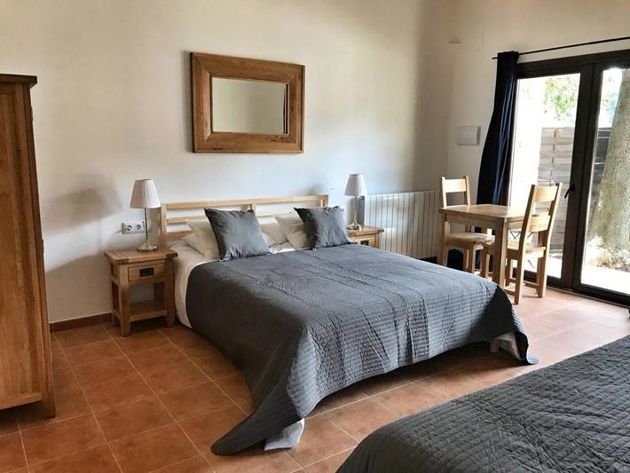 Hotel para 4 personas, con Balcón y Terraza además de Jardín y Piscina para niños en Seriñá - 4