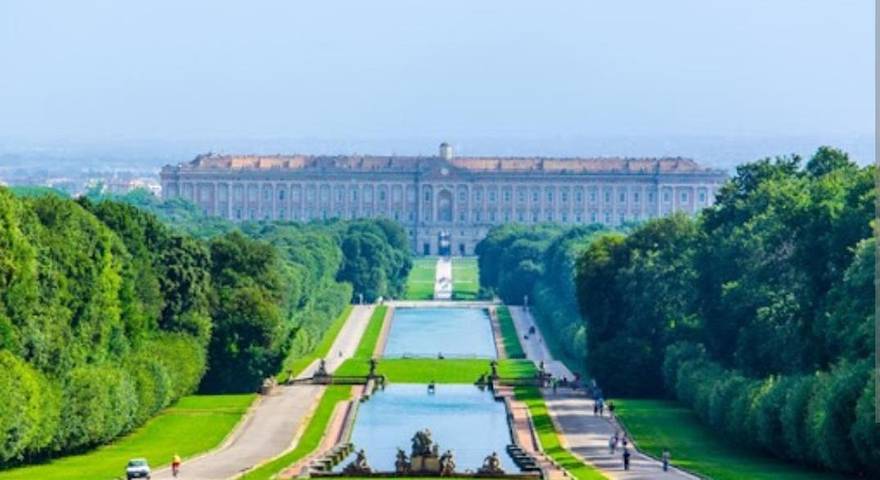 Ferienwohnung für 4 Personen, mit Kinderpool und Garten sowie Ausblick, kinderfreundlich
