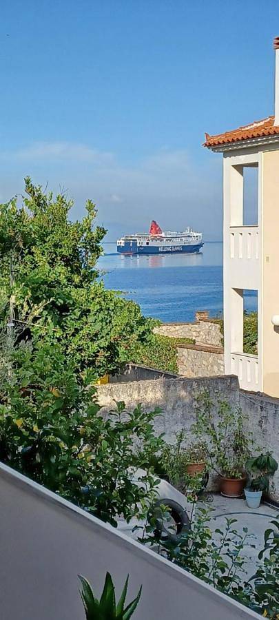 Apartamento para 2 personas, con jardín y vistas, Familias con niños en Lesbos