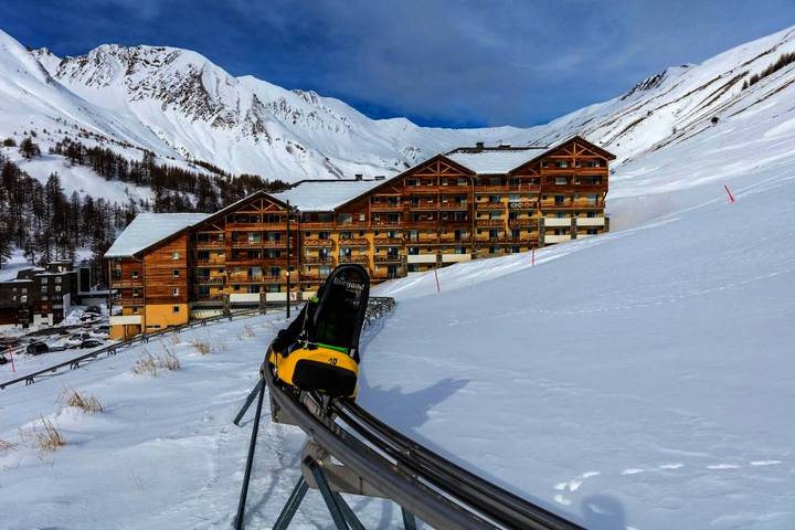 Appart’hôtel pour 6 personnes, avec piscine et sauna ainsi que balcon et vue dans La Foux d'Allos - 2