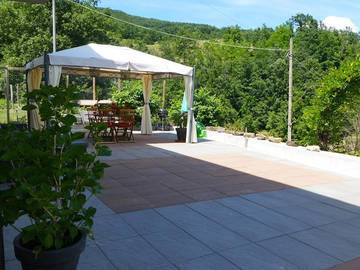 Gîte pour 5 personnes, avec jardin et vue, animaux acceptés à Borgo Val di Taro