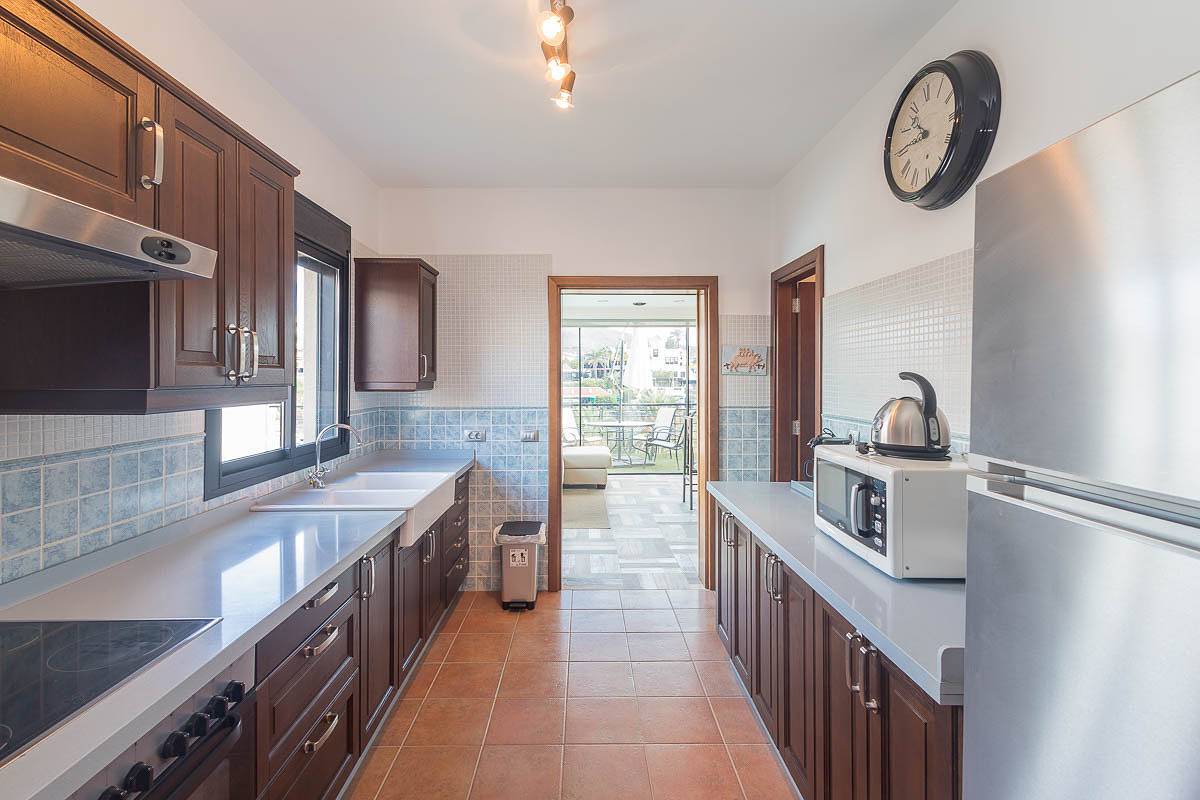 Entire apartment, Villa Datana con Terraza y piscina privada Arguineguin in Arguineguin, Mogán