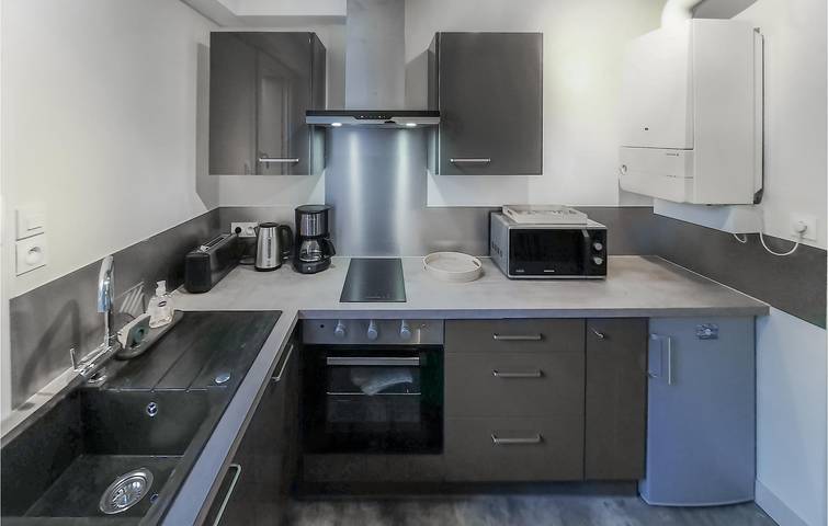 Apartamento vacacional entero, Retiro de Redon: 600 m del pueblo, 1,5 km de L'Oust in Redon, Región de Redon