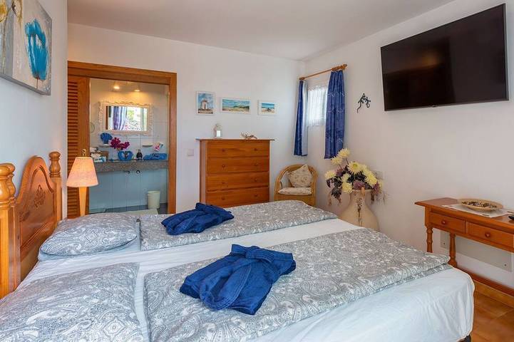 Bungalow für 4 Personen, mit Garten und Pool sowie Whirlpool in Playa Blanca - 2