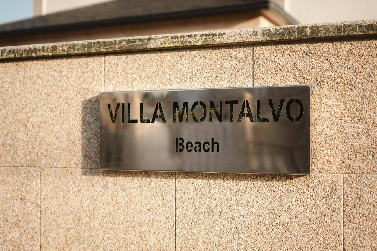 Villa Montalvo Beach-Piscina climatizada in Praia de Montalbo (Sanxenxo), Sanxenxo
