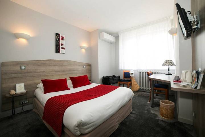 Hôtel pour 3 personnes à Doué-la-Fontaine - 2