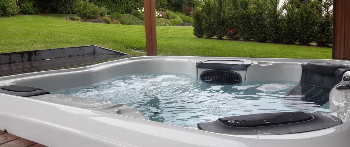 Gîte pour 2 personnes, avec jardin ainsi que jacuzzi et terrasse dans Cherain - 2