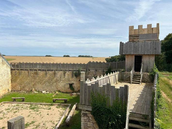 Location de vacances pour 10 personnes, avec jardin ainsi que terrasse et vue à Ampilly-le-Sec - 4