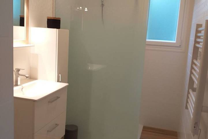 Location de vacances pour 4 personnes, avec jardin et terrasse à Plomeur - 4