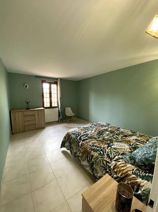 Location de vacances pour 6 personnes, avec jardin, animaux acceptés à Clermont - 2