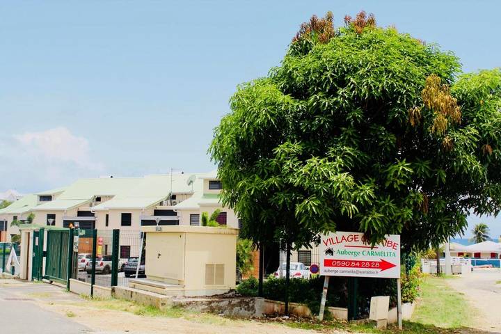 Gîte pour 4 personnes, avec terrasse et vue dans Plage de Saint-Félix - 3