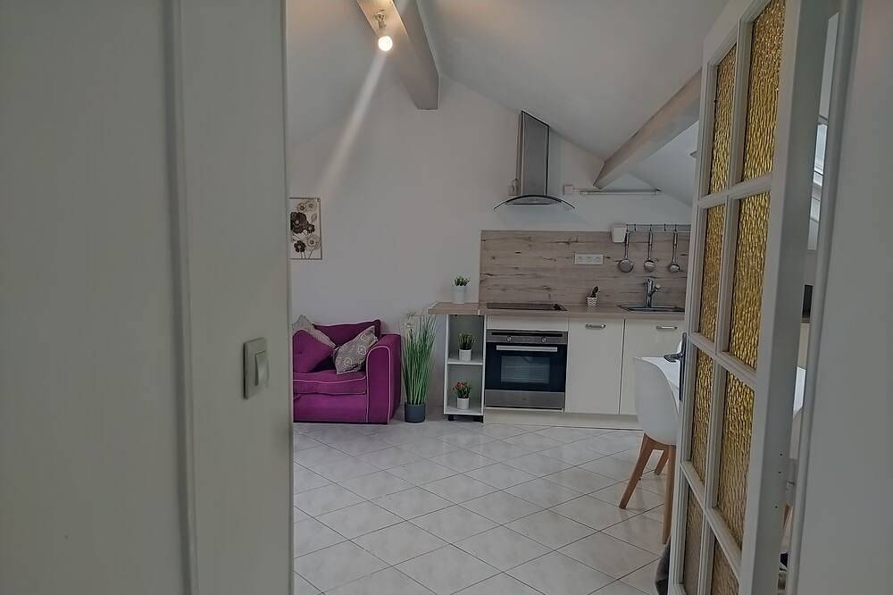 Apartamento entero, Very nice apartment 3min train station and 16 min Paris in Le Raincy, Sena-Saint Denis