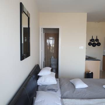 Holiday Rental for 2 People in Peyia, South Cyprus, Photo 3